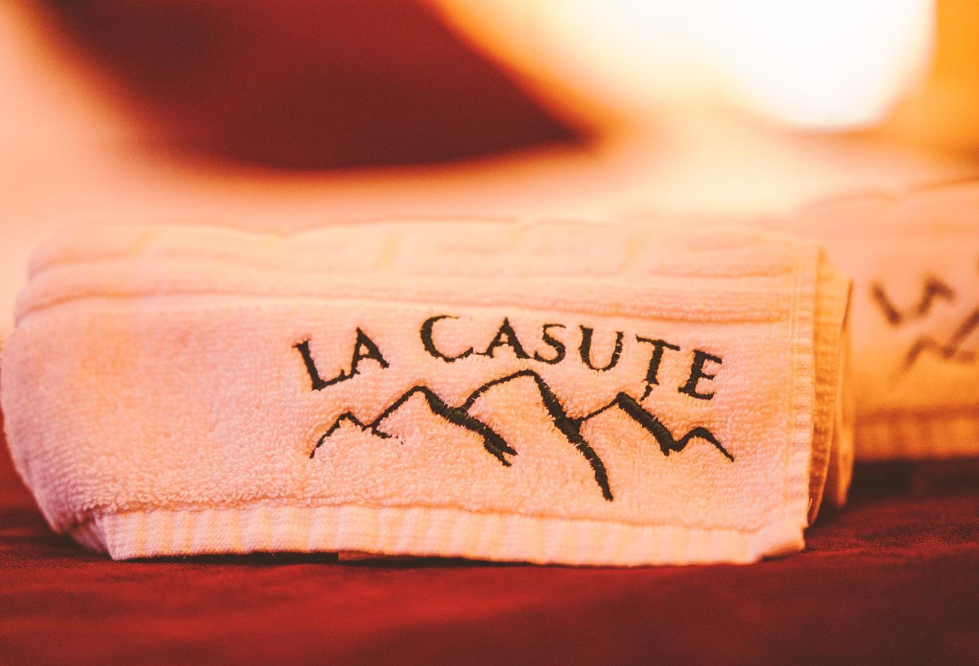 فندق La Casute Capatineni-Paminteni المظهر الخارجي الصورة